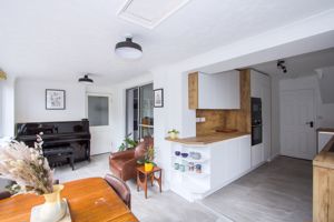 Photo 9- click for photo gallery